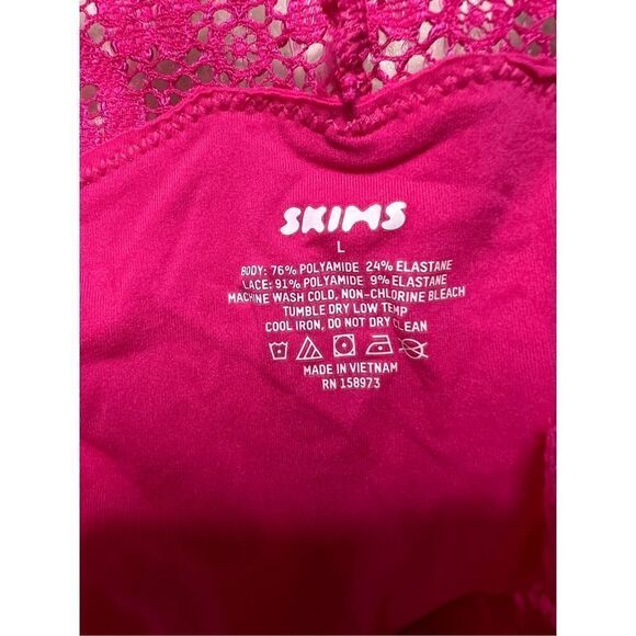 Skims Women's Pink Fits Everybody Corded Lace Crop Camisole Top Size Large NWT - Picture 3 of 4